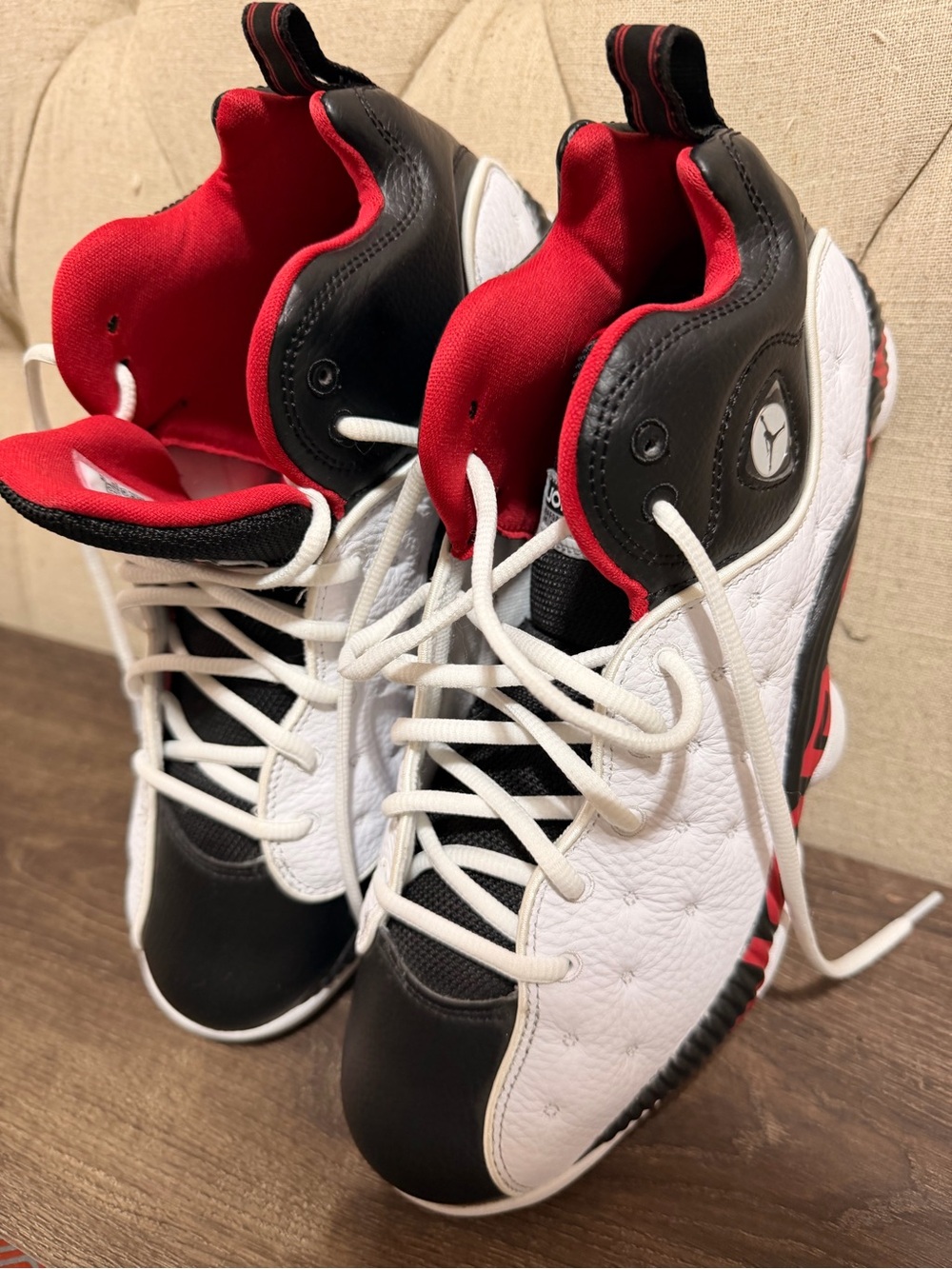 Jordan Jumpman Black & White Basketball Sneakers - Brand: Jordan